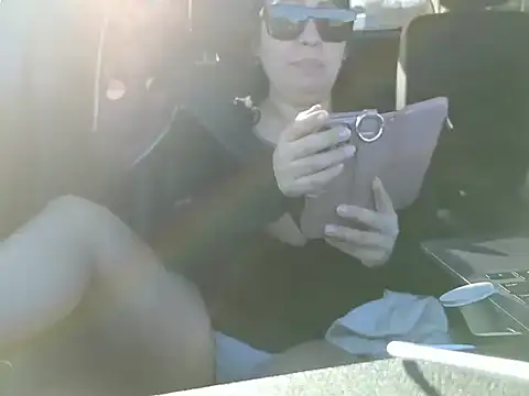 Foglove69 online show from February 21, 10:00 pm