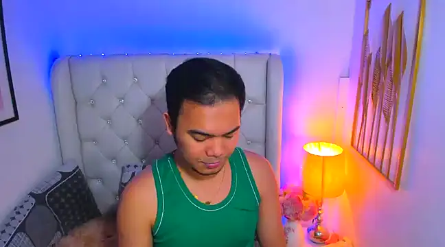 AsianZero online show from February 13, 8:24 pm