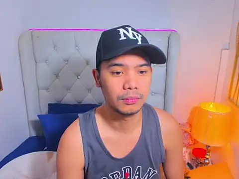 AsianZero online show from May 20, 5:41 pm