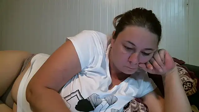 kynga10 online show from December 4, 5:55 pm