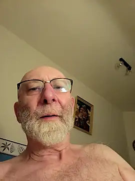 Snapshot of briochin chatting on February 16, 9:33 pm briochin online show from February 16, 9:33 pm