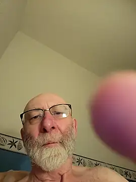 Snapshot of briochin chatting on February 19, 12:56 pm briochin online show from February 19, 12:56 pm