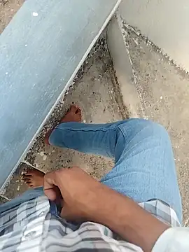 Snapshot of Big_boss_ind chatting on March 21, 1:05 pm Big boss ind online show from March 21, 1:05 pm