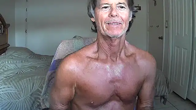 nakeedcowboi65 online show from April 17, 11:08 pm