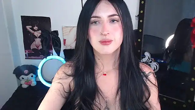 Snapshot of Evelyn_Sheeran chatting on June 15, 6:26 am Evelyn Sheeran online show from June 15, 6:26 am