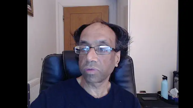 Snapshot of rauncher1 chatting on June 24, 8:24 am rauncher1 online show from June 24, 8:24 am