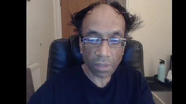 Snapshot of rauncher1 chatting on June 24, 10:20 pm rauncher1 online show from June 24, 10:20 pm