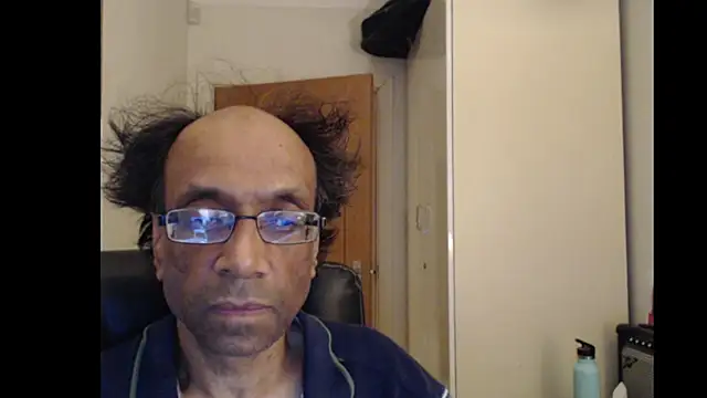 Snapshot of rauncher1 chatting on June 25, 8:57 pm rauncher1 online show from June 25, 8:57 pm