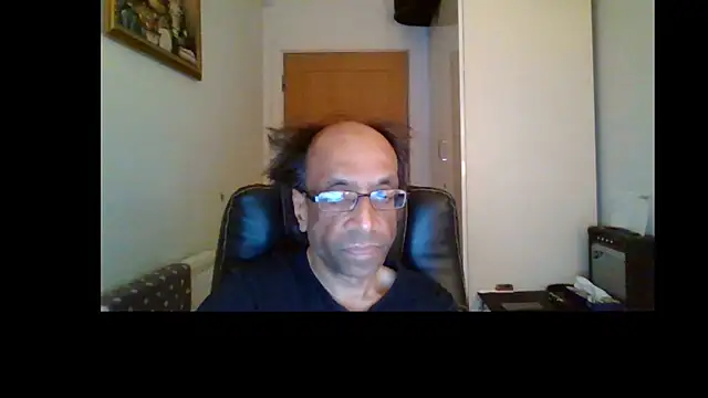 Snapshot of rauncher1 chatting on July 5, 1:23 am rauncher1 online show from July 5, 1:23 am