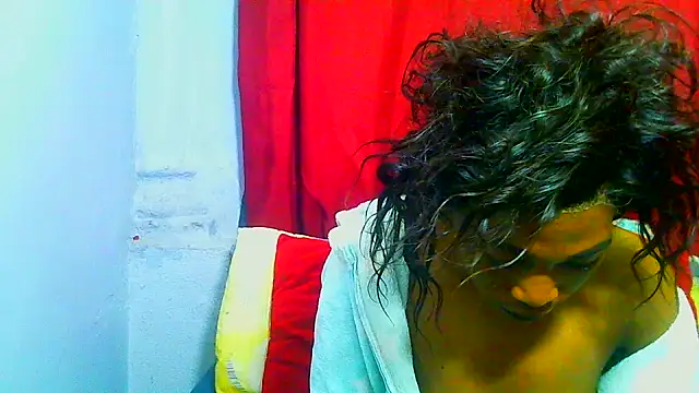 Snapshot of freaky_naughty chatting on July 13, 9:01 am freaky naughty online show from July 13, 9:01 am