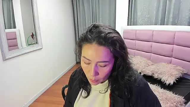 gaby trent online show from July 9, 10:08 am