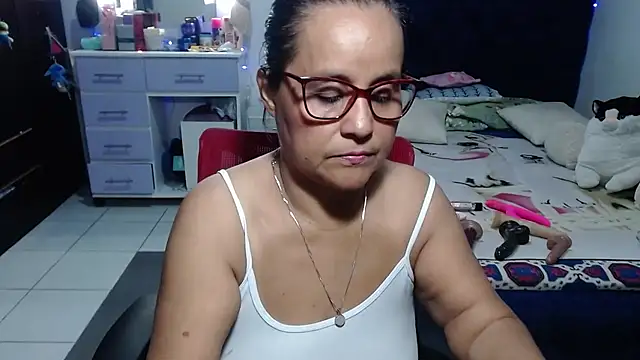 pervert mommy  online show from June 25, 9:47 am