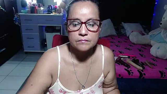 pervert mommy  online show from July 4, 9:59 am