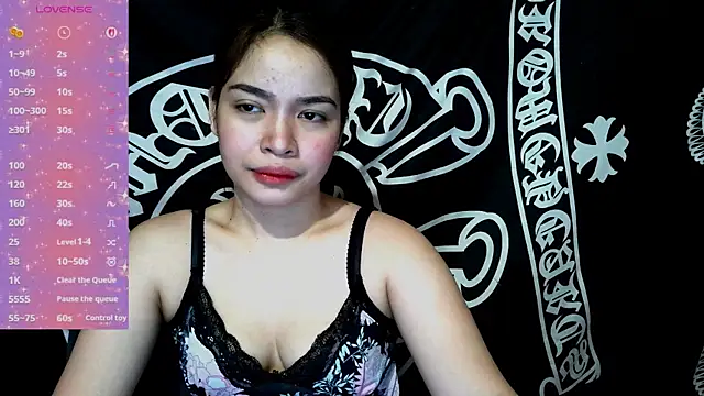 Snapshot of _preciousmoira_ chatting on June 18, 1:06 am preciousmoira online show from June 18, 1:06 am