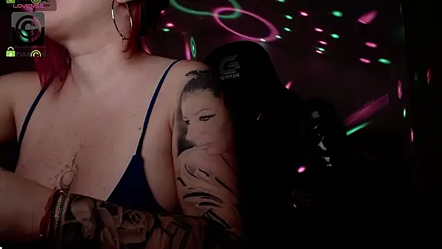 SonyaDevon online show from April 19, 3:06 am