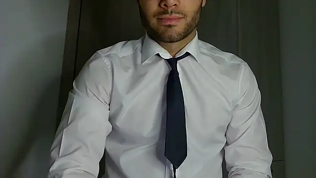Justynn1 online show from April 22, 10:22 pm