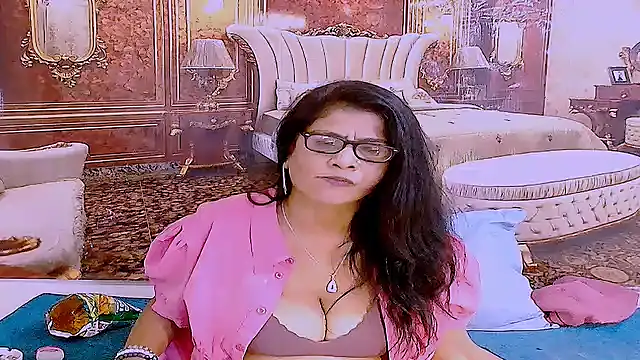 IndianAllure online show from July 6, 5:59 am