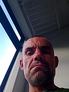 pavel858xh online show from August 7, 4:03 am