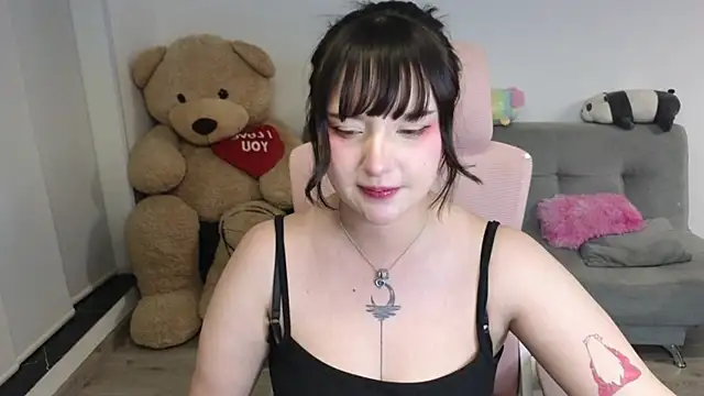 Snapshot of KuroChan420 chatting on July 13, 12:35 am KuroChan420 online show from July 13, 12:35 am