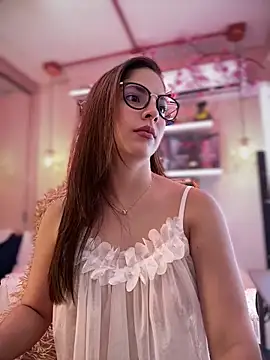 Zoe Bae online show from April 11, 3:33 am