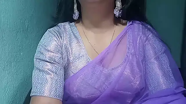 Snapshot of YourModhu chatting on December 28, 6:08 pm YourModhu online show from December 28, 6:08 pm