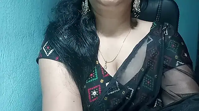 Snapshot of YourModhu chatting on March 18, 5:53 pm YourModhu online show from March 18, 5:53 pm