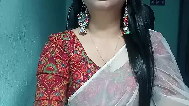 Snapshot of YourModhu chatting on October 23, 5:44 pm YourModhu online show from October 23, 5:44 pm