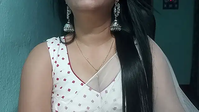 Snapshot of YourModhu chatting on November 11, 5:57 pm YourModhu online show from November 11, 5:57 pm