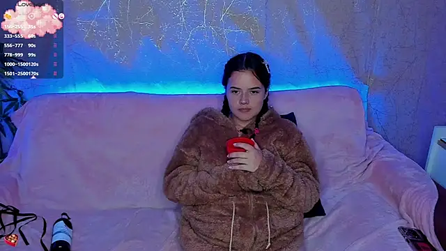 Shyfantasies online show from February 23, 7:22 am