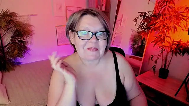 Shannonshine online show from June 7, 7:45 am