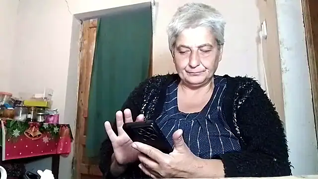 ExquisiteMature online show from September 23, 10:24 pm