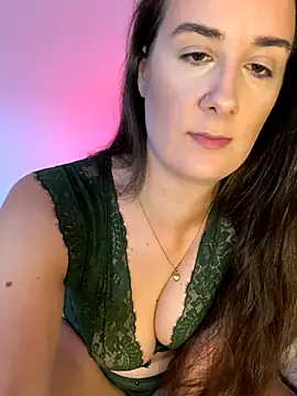 EllaMae online show from November 16, 2:22 pm