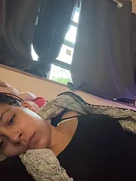 Alliejay online show from May 11, 12:05 am