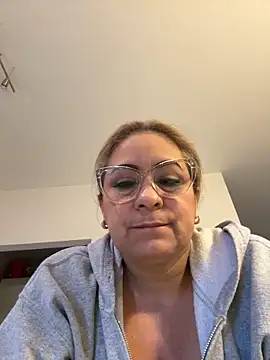 x elena x online show from January 31, 7:50 am