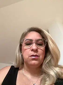 x elena x online show from February 24, 9:00 am