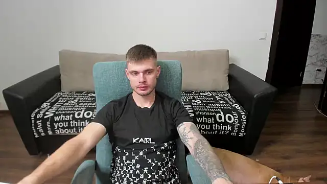 maks wolfis online show from January 20, 7:46 pm