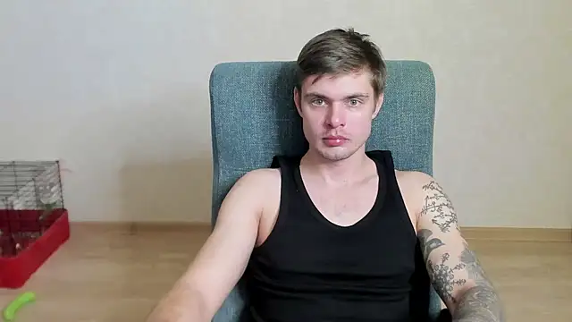 maks wolfis online show from March 24, 8:25 pm