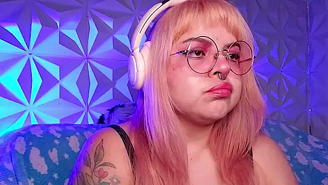 Satyn doll online show from March 31, 12:01 am