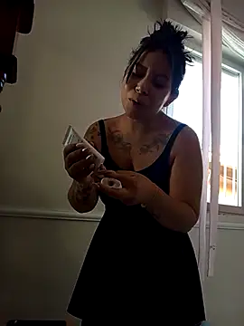 little susie online show from September 25, 7:56 am