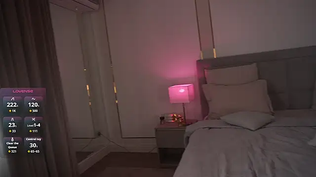 eseniyavl online show from October 25, 5:26 am