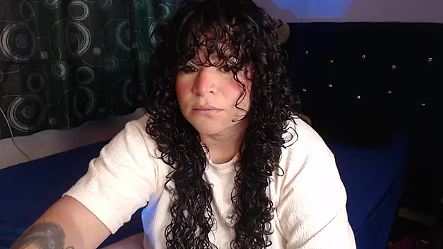 ANGELIQUE KLANE online show from April 4, 7:11 pm