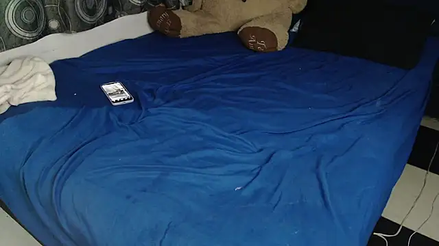 ANGELIQUE KLANE online show from April 18, 11:16 pm