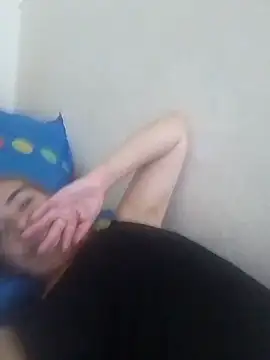 mari657 online show from April 14, 2:28 am