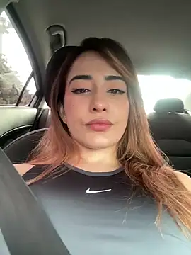 Snapshot of CATALINA_RESTREPO chatting on January 24, 7:49 pm CATALINA RESTREPO online show from January 24, 7:49 pm