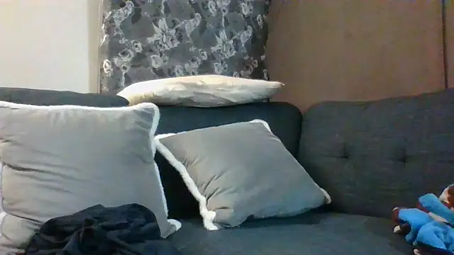 vikki432 online show from July 11, 1:41 am