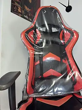 miapichxs online show from June 21, 5:54 am