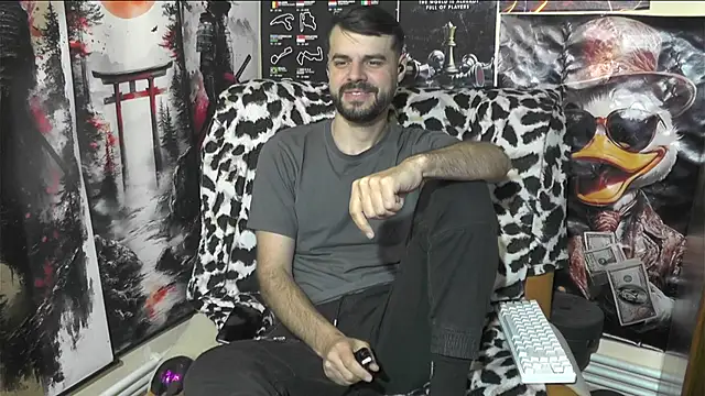 00george online show from April 18, 4:55 pm