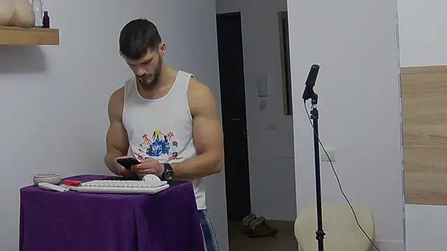 MauroTwin online show from January 31, 5:10 pm