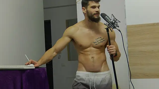 MauroTwin online show from February 9, 9:06 pm