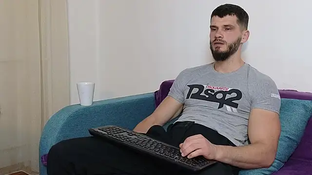 MauroTwin online show from March 14, 6:07 pm